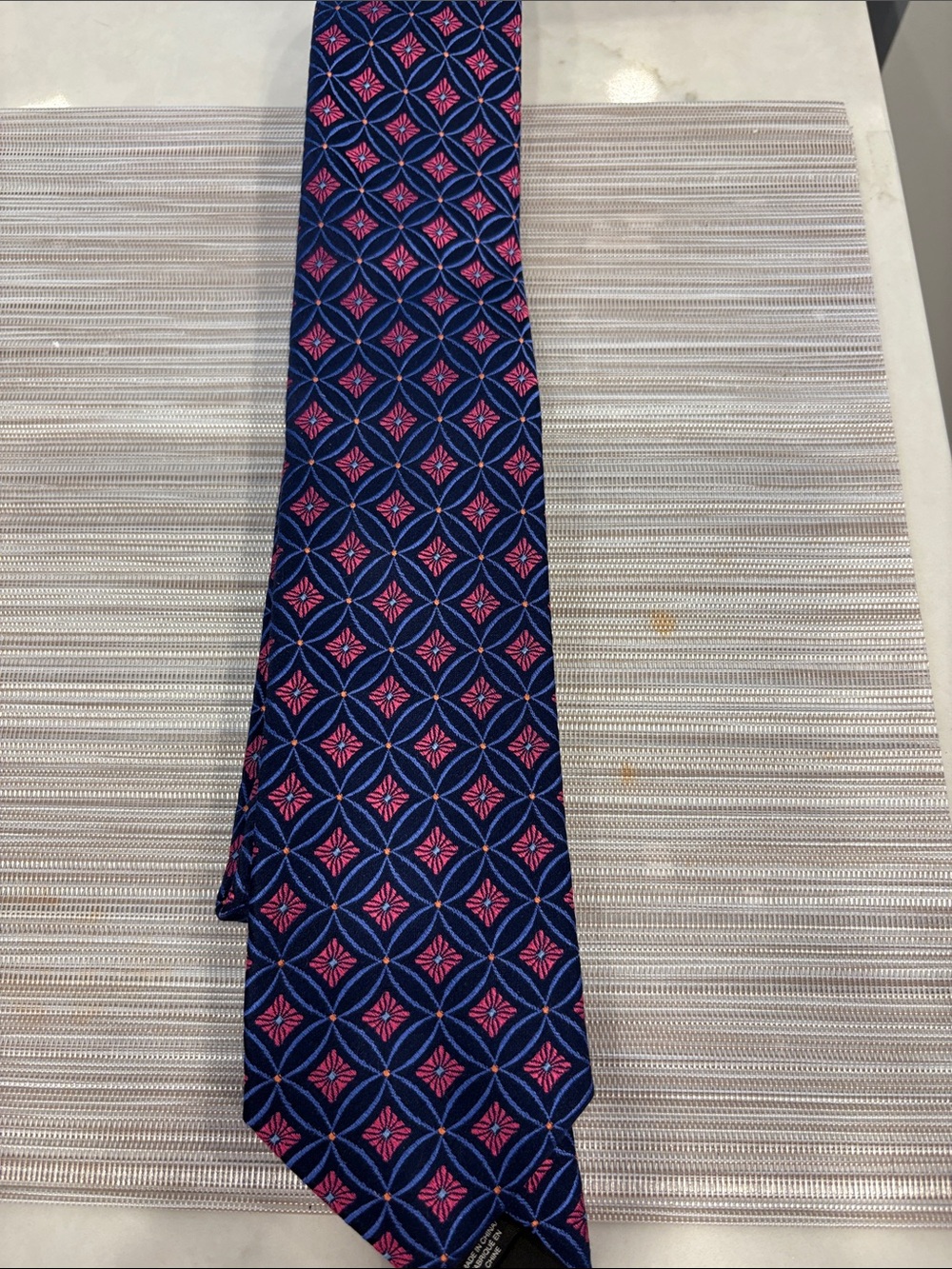 Saks Fifth Avenue Navy and Pink Geometric Silk Tie
